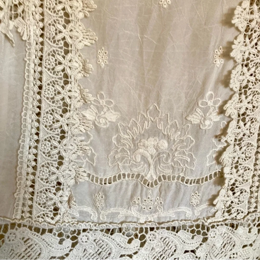 Johnny Was Cream Crochet Lace Peasant Blouse - Picture 4 of 11